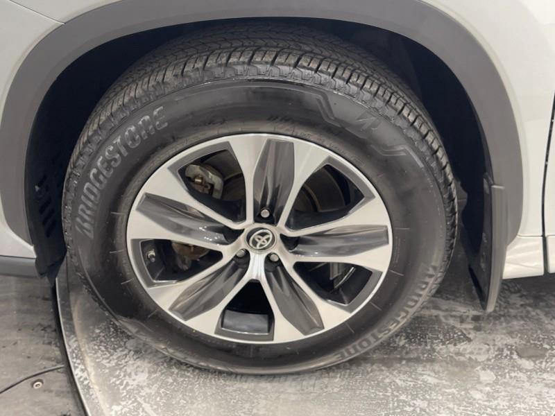 2021 Toyota Highlande Awd XLE, available for sale in Maple Shade, New Jersey | Car Revolution. Maple Shade, New Jersey 2021 Toyota Highlande Awd XLE, available for sale in Maple Shade, New Jersey | Car Revolution. Maple Shade, New Jersey