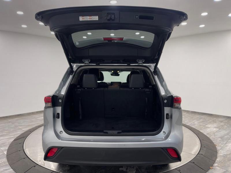 2021 Toyota Highlande Awd XLE, available for sale in Maple Shade, New Jersey | Car Revolution. Maple Shade, New Jersey 2021 Toyota Highlande Awd XLE, available for sale in Maple Shade, New Jersey | Car Revolution. Maple Shade, New Jersey