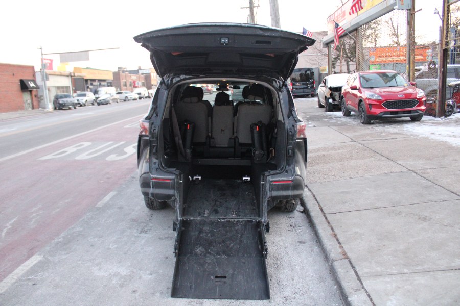 2023 Toyota Sienna LE FWD 8-Passenger (Natl), available for sale in BROOKLYN, New York | Deals on Wheels International Auto. BROOKLYN, New York 2023 Toyota Sienna LE FWD 8-Passenger (Natl), available for sale in BROOKLYN, New York | Deals on Wheels International Auto. BROOKLYN, New York