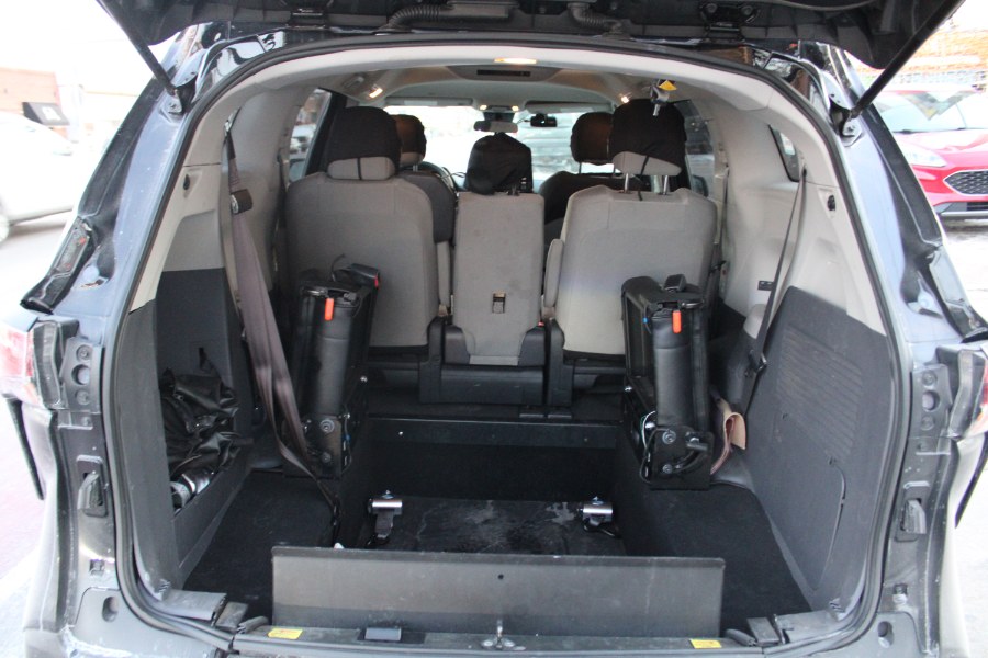 2023 Toyota Sienna LE FWD 8-Passenger (Natl), available for sale in BROOKLYN, New York | Deals on Wheels International Auto. BROOKLYN, New York 2023 Toyota Sienna LE FWD 8-Passenger (Natl), available for sale in BROOKLYN, New York | Deals on Wheels International Auto. BROOKLYN, New York