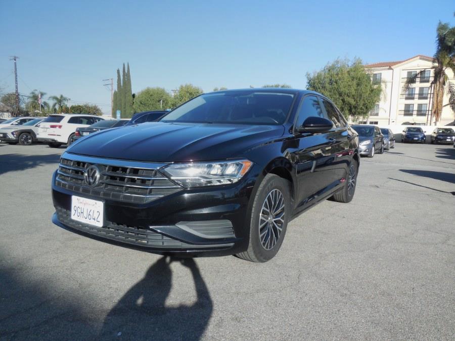 Used 2019 Volkswagen Jetta in Hawaiian Gardens, California | Luxe Motors. Hawaiian Gardens, California