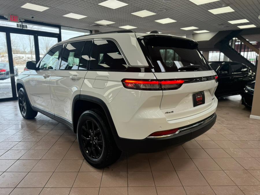 2023 Jeep Grand Cherokee Limited 4x4, available for sale in Massapequa Park, New York | Power Motors East. Massapequa Park, New York 2023 Jeep Grand Cherokee Limited 4x4, available for sale in Massapequa Park, New York | Power Motors East. Massapequa Park, New York