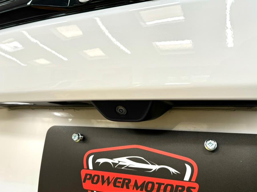 2023 Jeep Grand Cherokee Limited 4x4, available for sale in Massapequa Park, New York | Power Motors East. Massapequa Park, New York 2023 Jeep Grand Cherokee Limited 4x4, available for sale in Massapequa Park, New York | Power Motors East. Massapequa Park, New York