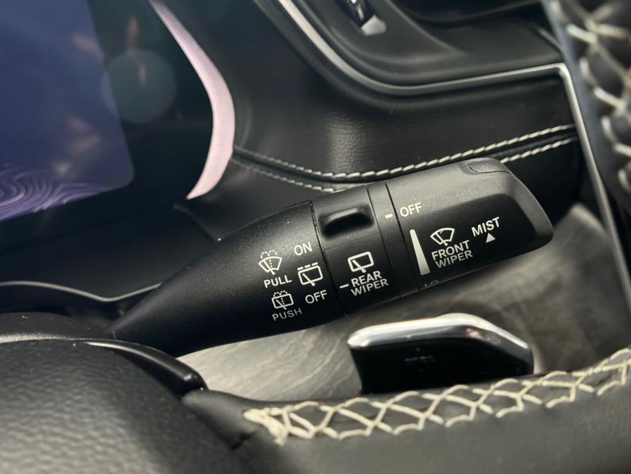 2023 Jeep Grand Cherokee Limited 4x4, available for sale in Massapequa Park, New York | Power Motors East. Massapequa Park, New York 2023 Jeep Grand Cherokee Limited 4x4, available for sale in Massapequa Park, New York | Power Motors East. Massapequa Park, New York