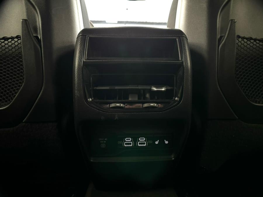 2023 Jeep Grand Cherokee Limited 4x4, available for sale in Massapequa Park, New York | Power Motors East. Massapequa Park, New York 2023 Jeep Grand Cherokee Limited 4x4, available for sale in Massapequa Park, New York | Power Motors East. Massapequa Park, New York