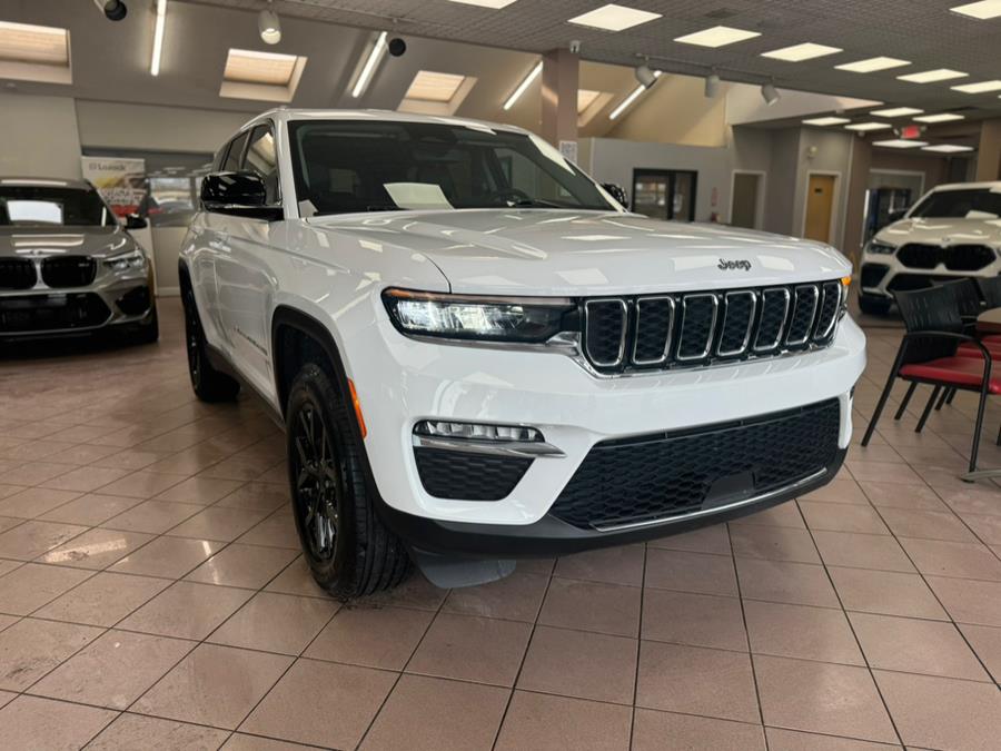 2023 Jeep Grand Cherokee Limited 4x4, available for sale in Massapequa Park, New York | Power Motors East. Massapequa Park, New York 2023 Jeep Grand Cherokee Limited 4x4, available for sale in Massapequa Park, New York | Power Motors East. Massapequa Park, New York