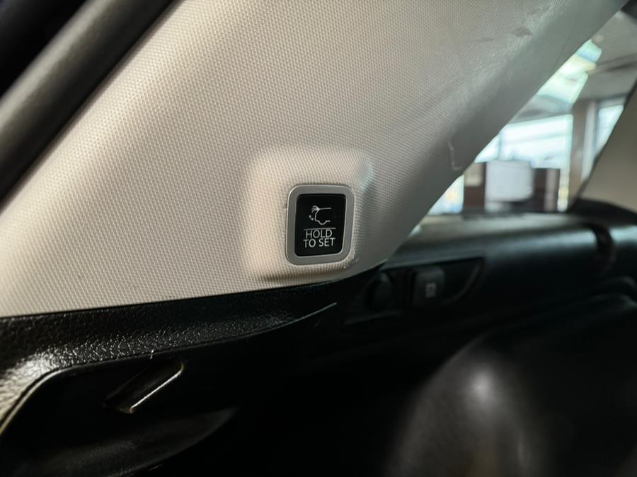 2023 Jeep Grand Cherokee Limited 4x4, available for sale in Massapequa Park, New York | Power Motors East. Massapequa Park, New York 2023 Jeep Grand Cherokee Limited 4x4, available for sale in Massapequa Park, New York | Power Motors East. Massapequa Park, New York