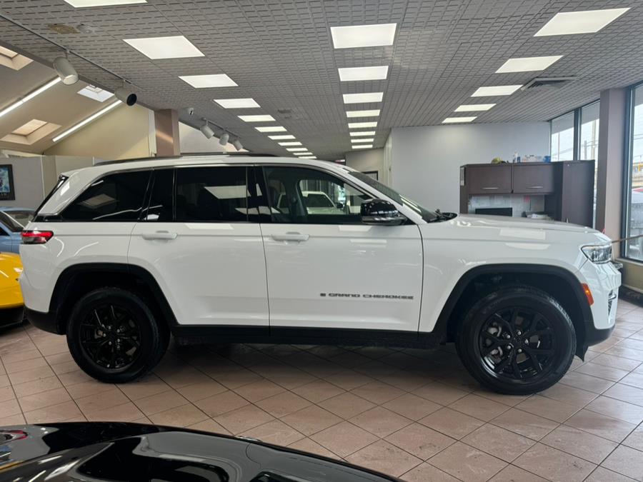 2023 Jeep Grand Cherokee Limited 4x4, available for sale in Massapequa Park, New York | Power Motors East. Massapequa Park, New York 2023 Jeep Grand Cherokee Limited 4x4, available for sale in Massapequa Park, New York | Power Motors East. Massapequa Park, New York