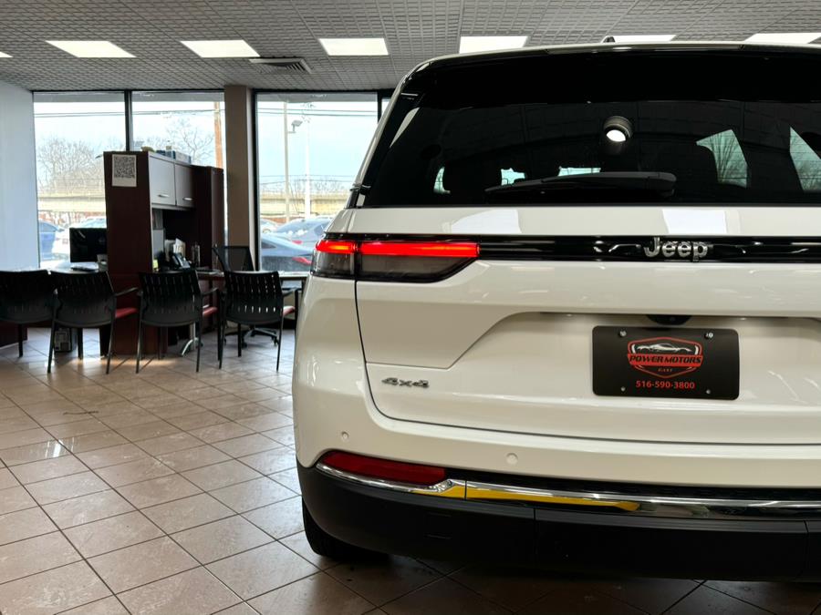 2023 Jeep Grand Cherokee Limited 4x4, available for sale in Massapequa Park, New York | Power Motors East. Massapequa Park, New York 2023 Jeep Grand Cherokee Limited 4x4, available for sale in Massapequa Park, New York | Power Motors East. Massapequa Park, New York