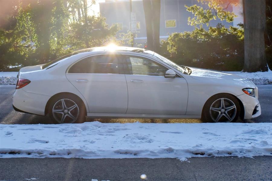 2017 Mercedes-benz E-class E 300 4MATIC AWD 4dr Sedan, available for sale in Great Neck, New York | Camy Cars. Great Neck, New York 2017 Mercedes-benz E-class E 300 4MATIC AWD 4dr Sedan, available for sale in Great Neck, New York | Camy Cars. Great Neck, New York