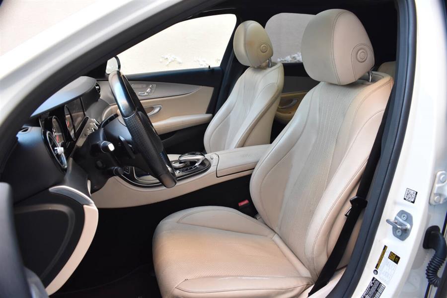 2017 Mercedes-benz E-class E 300 4MATIC AWD 4dr Sedan, available for sale in Great Neck, New York | Camy Cars. Great Neck, New York 2017 Mercedes-benz E-class E 300 4MATIC AWD 4dr Sedan, available for sale in Great Neck, New York | Camy Cars. Great Neck, New York