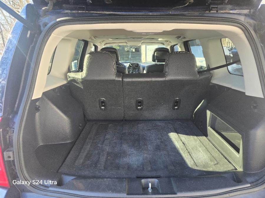 2015 Jeep Patriot 4WD 4dr Latitude, available for sale in Bloomingdale, New Jersey | Bloomingdale Auto Group. Bloomingdale, New Jersey 2015 Jeep Patriot 4WD 4dr Latitude, available for sale in Bloomingdale, New Jersey | Bloomingdale Auto Group. Bloomingdale, New Jersey