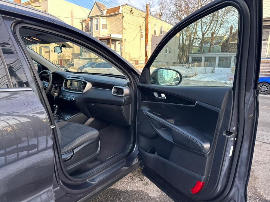 2017 Kia Sorento LX AWD, available for sale in Hasbrouck Heights, New Jersey | Muwan Motors. Hasbrouck Heights, New Jersey 2017 Kia Sorento LX AWD, available for sale in Hasbrouck Heights, New Jersey | Muwan Motors. Hasbrouck Heights, New Jersey