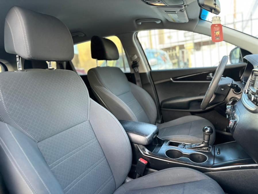 2017 Kia Sorento LX AWD, available for sale in Hasbrouck Heights, New Jersey | Muwan Motors. Hasbrouck Heights, New Jersey 2017 Kia Sorento LX AWD, available for sale in Hasbrouck Heights, New Jersey | Muwan Motors. Hasbrouck Heights, New Jersey