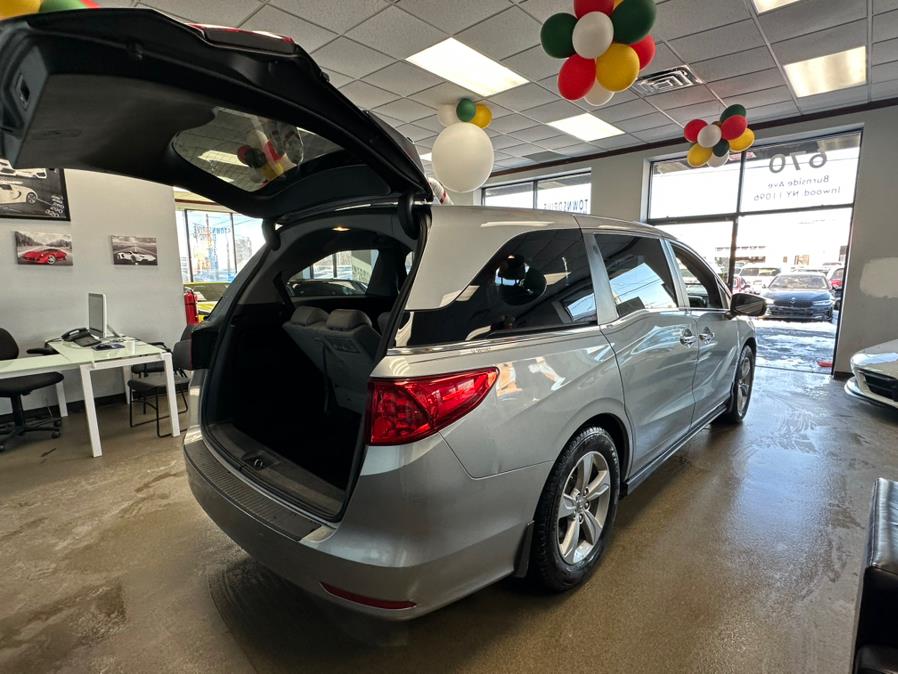 2019 Honda Odyssey EX-L w/Navi/RES Auto, available for sale in Inwood, New York | 5 Towns Drive. Inwood, New York 2019 Honda Odyssey EX-L w/Navi/RES Auto, available for sale in Inwood, New York | 5 Towns Drive. Inwood, New York