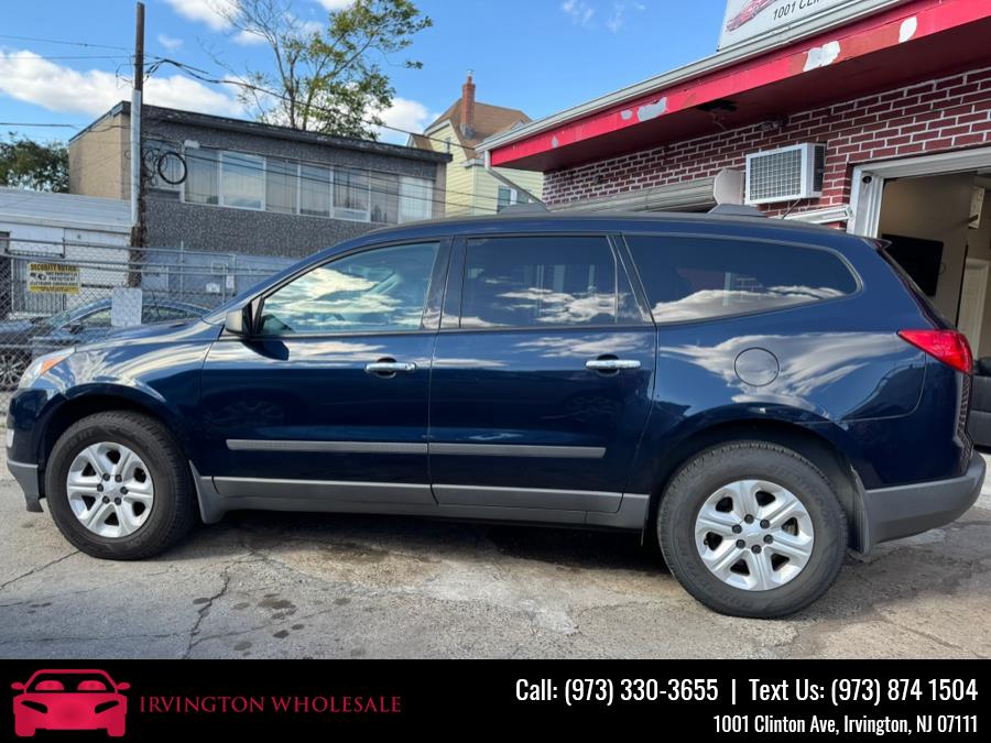2011 Chevrolet Traverse FWD 4dr LS, available for sale in Irvington, New Jersey | Irvington Wholesale Group. Irvington, New Jersey 2011 Chevrolet Traverse FWD 4dr LS, available for sale in Irvington, New Jersey | Irvington Wholesale Group. Irvington, New Jersey