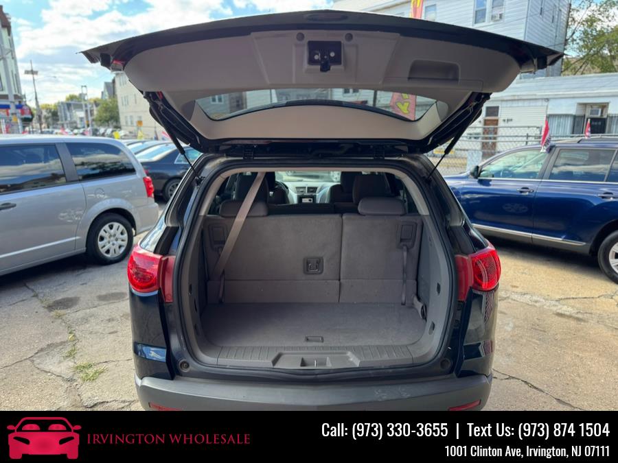 2011 Chevrolet Traverse FWD 4dr LS, available for sale in Irvington, New Jersey | Irvington Wholesale Group. Irvington, New Jersey 2011 Chevrolet Traverse FWD 4dr LS, available for sale in Irvington, New Jersey | Irvington Wholesale Group. Irvington, New Jersey