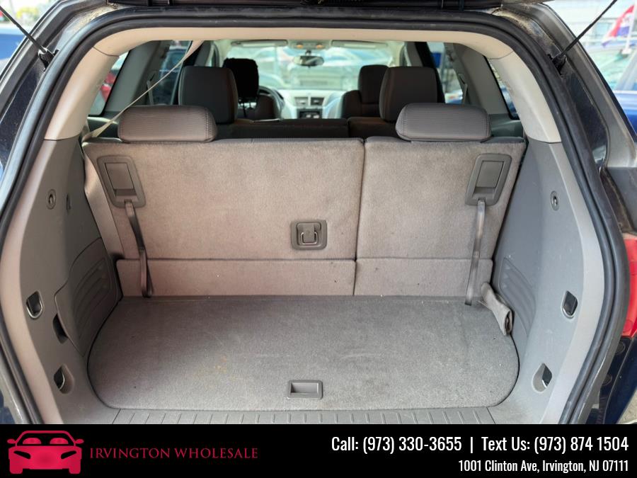 2011 Chevrolet Traverse FWD 4dr LS, available for sale in Irvington, New Jersey | Irvington Wholesale Group. Irvington, New Jersey 2011 Chevrolet Traverse FWD 4dr LS, available for sale in Irvington, New Jersey | Irvington Wholesale Group. Irvington, New Jersey