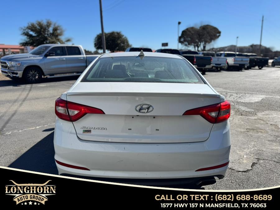 2016 Hyundai Sonata 4dr Sdn 2.4L SE PZEV, available for sale in Mansfield, Texas | Longhorn Auto Group. Mansfield, Texas 2016 Hyundai Sonata 4dr Sdn 2.4L SE PZEV, available for sale in Mansfield, Texas | Longhorn Auto Group. Mansfield, Texas