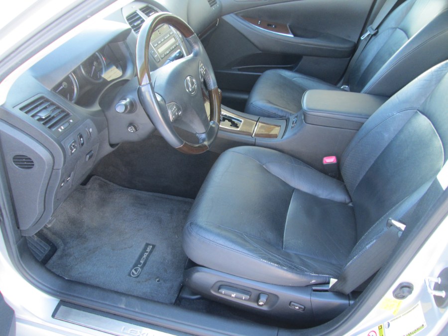 2011 Lexus ES 350 4dr Sdn, available for sale in Levittown, Pennsylvania | Levittown Auto. Levittown, Pennsylvania 2011 Lexus ES 350 4dr Sdn, available for sale in Levittown, Pennsylvania | Levittown Auto. Levittown, Pennsylvania