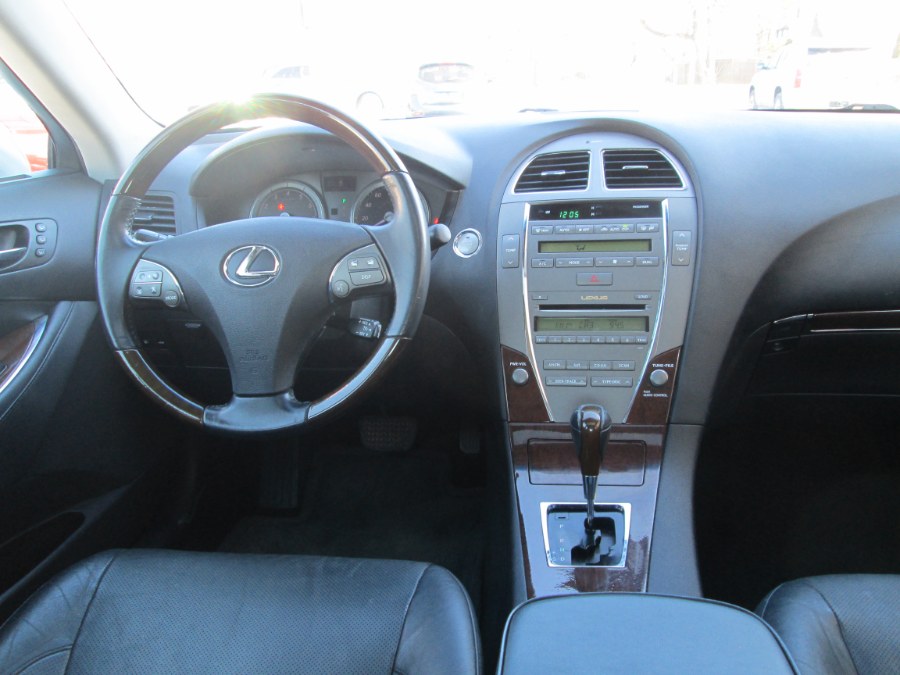 2011 Lexus ES 350 4dr Sdn, available for sale in Levittown, Pennsylvania | Levittown Auto. Levittown, Pennsylvania 2011 Lexus ES 350 4dr Sdn, available for sale in Levittown, Pennsylvania | Levittown Auto. Levittown, Pennsylvania