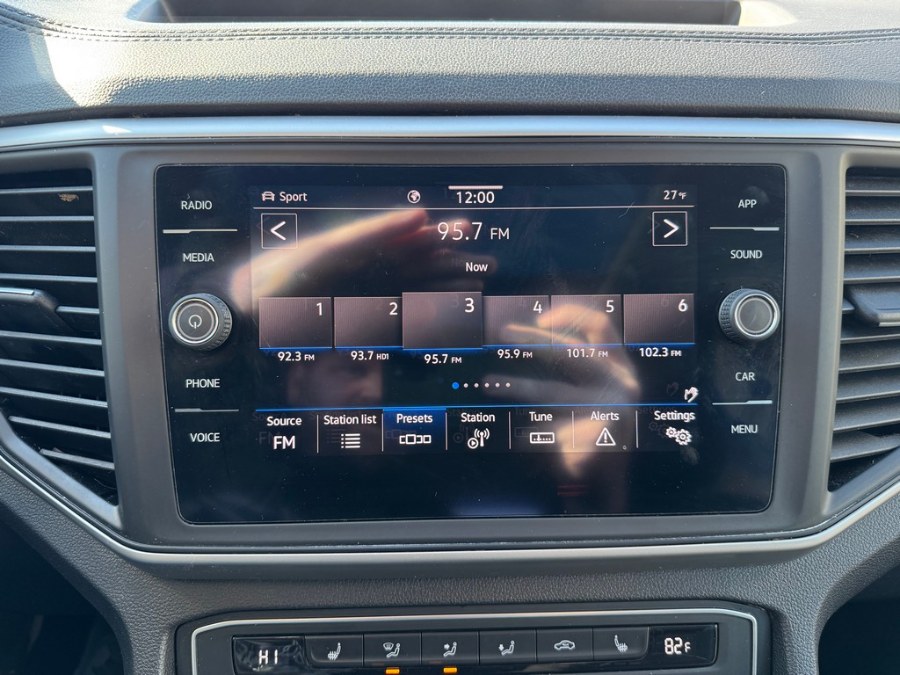 2021 Volkswagen Atlas 2021.5 3.6L V6 SE w/Technology 4MOTION, available for sale in West Springfield, Massachusetts | Union Street Auto Sales. West Springfield, Massachusetts 2021 Volkswagen Atlas 2021.5 3.6L V6 SE w/Technology 4MOTION, available for sale in West Springfield, Massachusetts | Union Street Auto Sales. West Springfield, Massachusetts