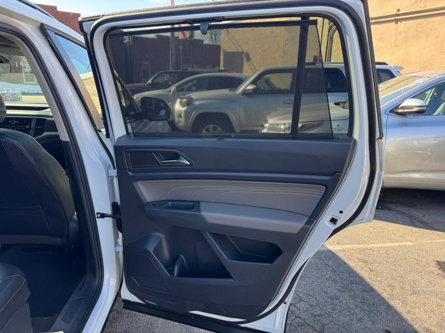 2021 Volkswagen Atlas 2021.5 3.6L V6 SE w/Technology 4MOTION, available for sale in West Springfield, Massachusetts | Union Street Auto Sales. West Springfield, Massachusetts 2021 Volkswagen Atlas 2021.5 3.6L V6 SE w/Technology 4MOTION, available for sale in West Springfield, Massachusetts | Union Street Auto Sales. West Springfield, Massachusetts