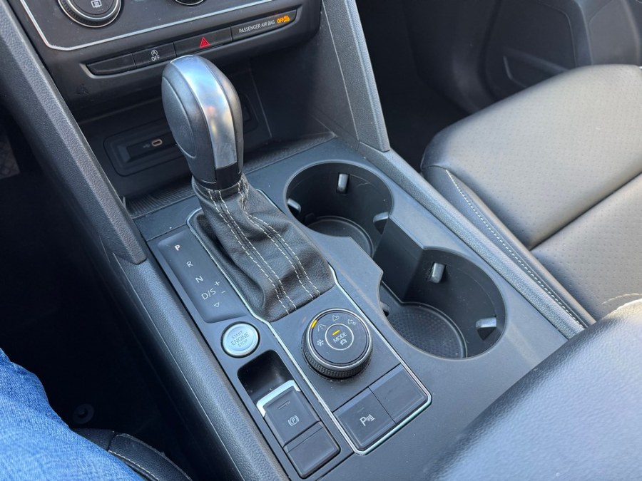 2021 Volkswagen Atlas 2021.5 3.6L V6 SE w/Technology 4MOTION, available for sale in West Springfield, Massachusetts | Union Street Auto Sales. West Springfield, Massachusetts 2021 Volkswagen Atlas 2021.5 3.6L V6 SE w/Technology 4MOTION, available for sale in West Springfield, Massachusetts | Union Street Auto Sales. West Springfield, Massachusetts