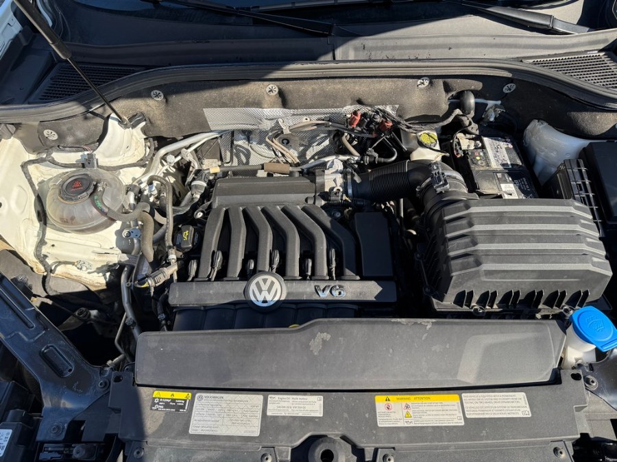 2021 Volkswagen Atlas 2021.5 3.6L V6 SE w/Technology 4MOTION, available for sale in West Springfield, Massachusetts | Union Street Auto Sales. West Springfield, Massachusetts 2021 Volkswagen Atlas 2021.5 3.6L V6 SE w/Technology 4MOTION, available for sale in West Springfield, Massachusetts | Union Street Auto Sales. West Springfield, Massachusetts