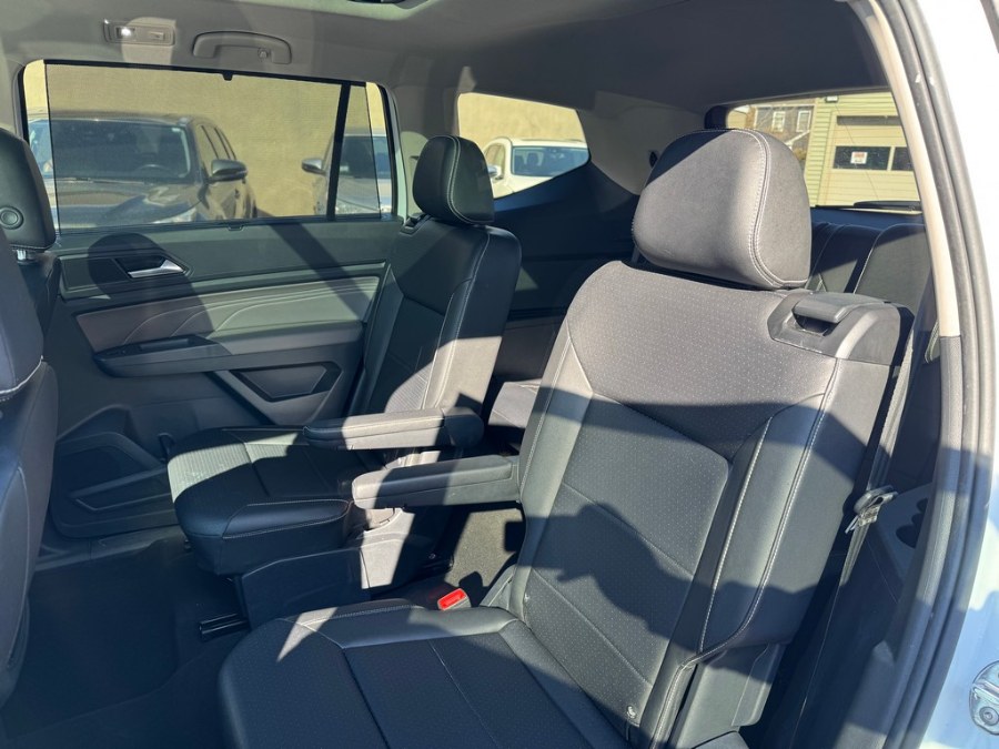 2021 Volkswagen Atlas 2021.5 3.6L V6 SE w/Technology 4MOTION, available for sale in West Springfield, Massachusetts | Union Street Auto Sales. West Springfield, Massachusetts 2021 Volkswagen Atlas 2021.5 3.6L V6 SE w/Technology 4MOTION, available for sale in West Springfield, Massachusetts | Union Street Auto Sales. West Springfield, Massachusetts
