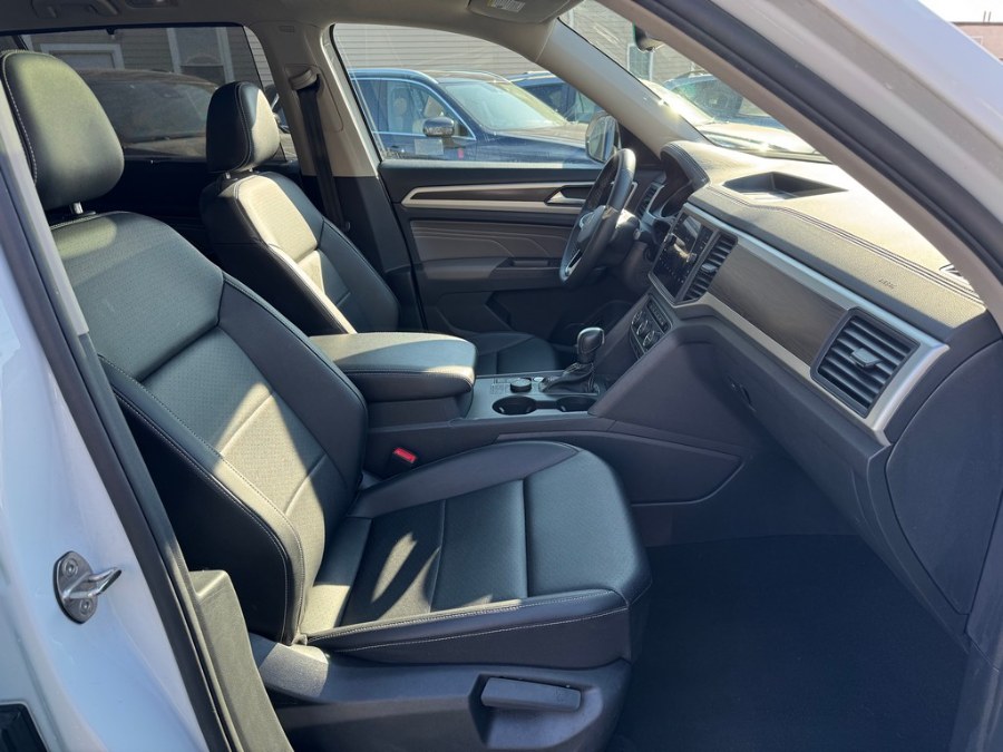 2021 Volkswagen Atlas 2021.5 3.6L V6 SE w/Technology 4MOTION, available for sale in West Springfield, Massachusetts | Union Street Auto Sales. West Springfield, Massachusetts 2021 Volkswagen Atlas 2021.5 3.6L V6 SE w/Technology 4MOTION, available for sale in West Springfield, Massachusetts | Union Street Auto Sales. West Springfield, Massachusetts