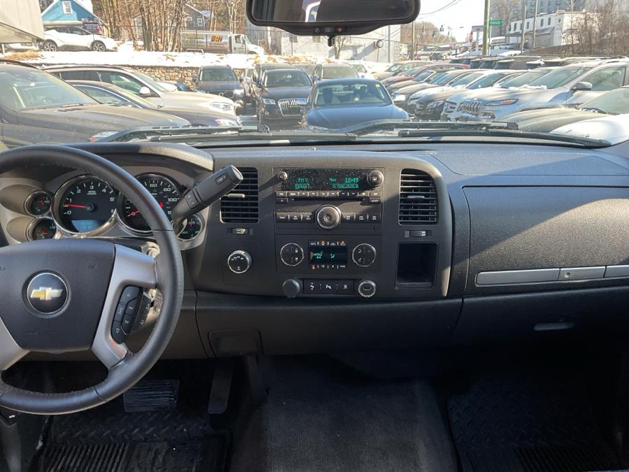 2011 Chevrolet Silverado 1500 4WD Crew Cab 143.5" LT, available for sale in Waterbury, Connecticut | Jim Juliani Motors. Waterbury, Connecticut 2011 Chevrolet Silverado 1500 4WD Crew Cab 143.5" LT, available for sale in Waterbury, Connecticut | Jim Juliani Motors. Waterbury, Connecticut