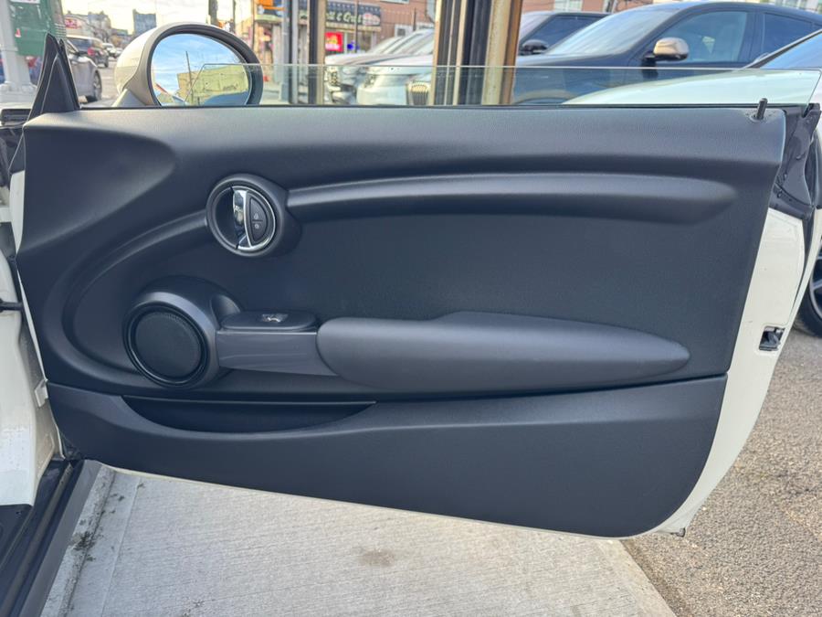 2019 MINI Hardtop 2 Door Cooper FWD, available for sale in Jamaica, New York | Sunrise Autoland. Jamaica, New York 2019 MINI Hardtop 2 Door Cooper FWD, available for sale in Jamaica, New York | Sunrise Autoland. Jamaica, New York