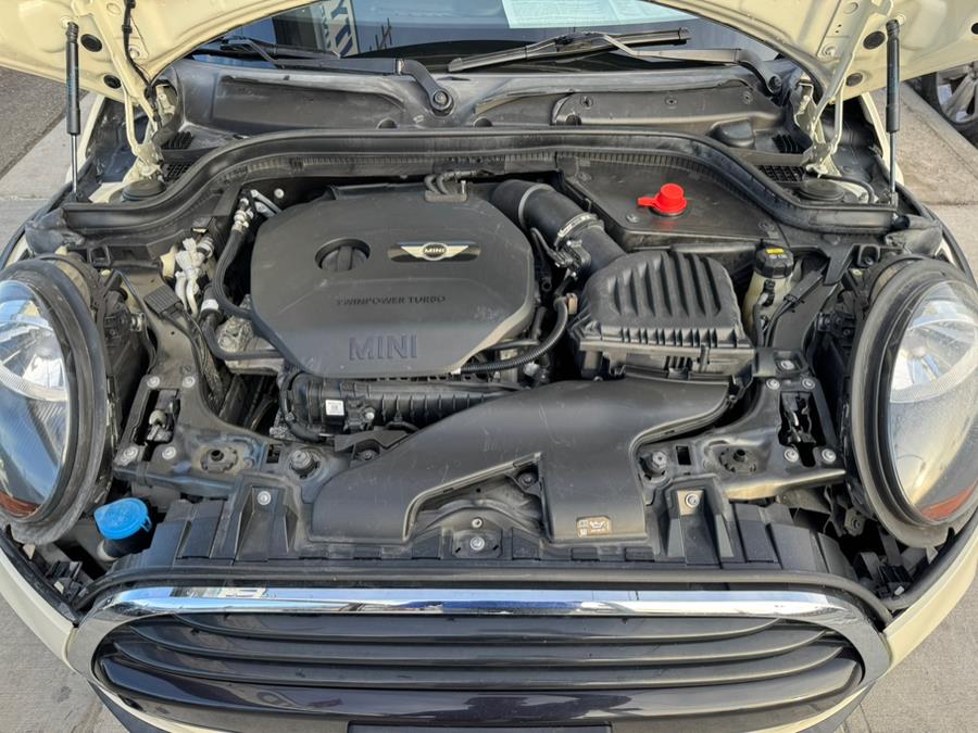 2019 MINI Hardtop 2 Door Cooper FWD, available for sale in Jamaica, New York | Sunrise Autoland. Jamaica, New York 2019 MINI Hardtop 2 Door Cooper FWD, available for sale in Jamaica, New York | Sunrise Autoland. Jamaica, New York