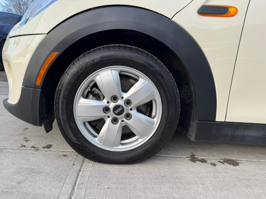 2019 MINI Hardtop 2 Door Cooper FWD, available for sale in Jamaica, New York | Sunrise Autoland. Jamaica, New York 2019 MINI Hardtop 2 Door Cooper FWD, available for sale in Jamaica, New York | Sunrise Autoland. Jamaica, New York