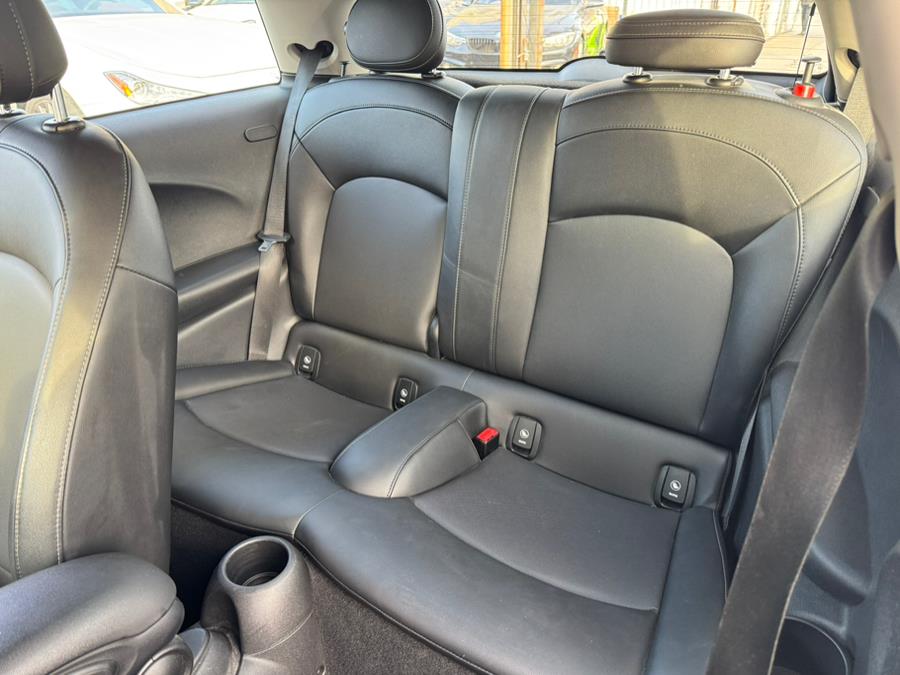 2019 MINI Hardtop 2 Door Cooper FWD, available for sale in Jamaica, New York | Sunrise Autoland. Jamaica, New York 2019 MINI Hardtop 2 Door Cooper FWD, available for sale in Jamaica, New York | Sunrise Autoland. Jamaica, New York