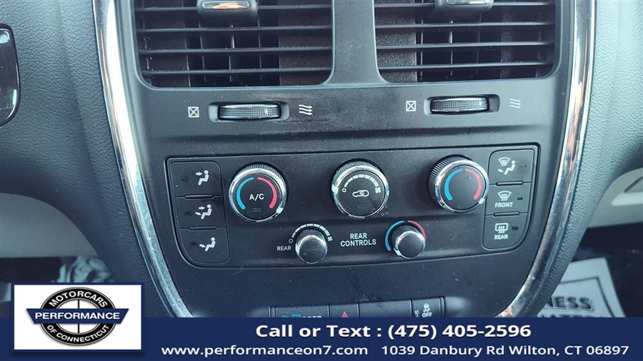 2019 Dodge Grand Caravan SE Wagon, available for sale in Wilton, Connecticut | Performance Motor Cars Of Connecticut LLC. Wilton, Connecticut 2019 Dodge Grand Caravan SE Wagon, available for sale in Wilton, Connecticut | Performance Motor Cars Of Connecticut LLC. Wilton, Connecticut