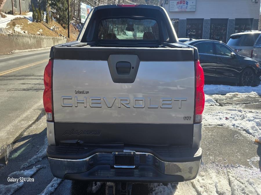 2004 Chevrolet Avalanche 1500 5dr Crew Cab 130" WB 4WD Z71, available for sale in Bloomingdale, New Jersey | Bloomingdale Auto Group. Bloomingdale, New Jersey 2004 Chevrolet Avalanche 1500 5dr Crew Cab 130" WB 4WD Z71, available for sale in Bloomingdale, New Jersey | Bloomingdale Auto Group. Bloomingdale, New Jersey