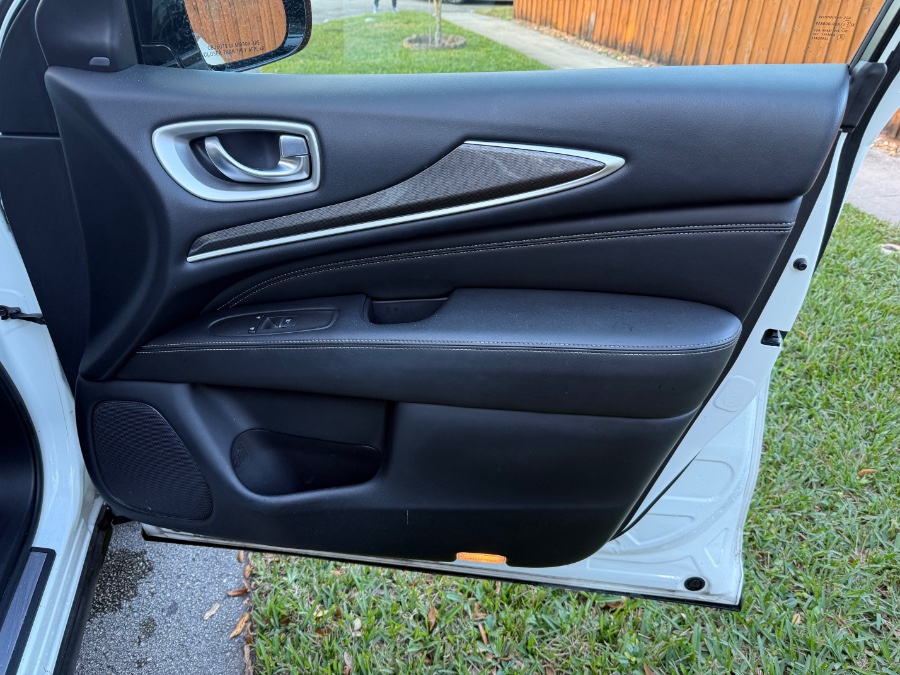 2020 Infiniti Qx60 PURE Sport Utility 4D, available for sale in Hollywood, Florida | Select Auto Hollywood. Hollywood, Florida 2020 Infiniti Qx60 PURE Sport Utility 4D, available for sale in Hollywood, Florida | Select Auto Hollywood. Hollywood, Florida