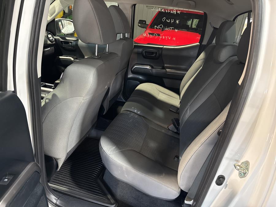 2017 Toyota Tacoma SR5 Double Cab 5'' Bed V6 4x4 AT (Natl), available for sale in Pittsfield, Maine | Maine Central Motors. Pittsfield, Maine 2017 Toyota Tacoma SR5 Double Cab 5'' Bed V6 4x4 AT (Natl), available for sale in Pittsfield, Maine | Maine Central Motors. Pittsfield, Maine