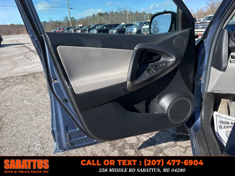 2012 Toyota RAV4 4WD 4dr V6 Limited (Natl), available for sale in Sabattus, Maine | Sabattus Auto and Truck Sales Inc. Sabattus, Maine 2012 Toyota RAV4 4WD 4dr V6 Limited (Natl), available for sale in Sabattus, Maine | Sabattus Auto and Truck Sales Inc. Sabattus, Maine