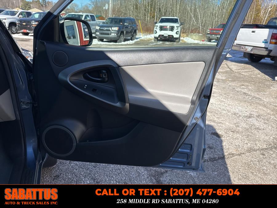 2012 Toyota RAV4 4WD 4dr V6 Limited (Natl), available for sale in Sabattus, Maine | Sabattus Auto and Truck Sales Inc. Sabattus, Maine 2012 Toyota RAV4 4WD 4dr V6 Limited (Natl), available for sale in Sabattus, Maine | Sabattus Auto and Truck Sales Inc. Sabattus, Maine