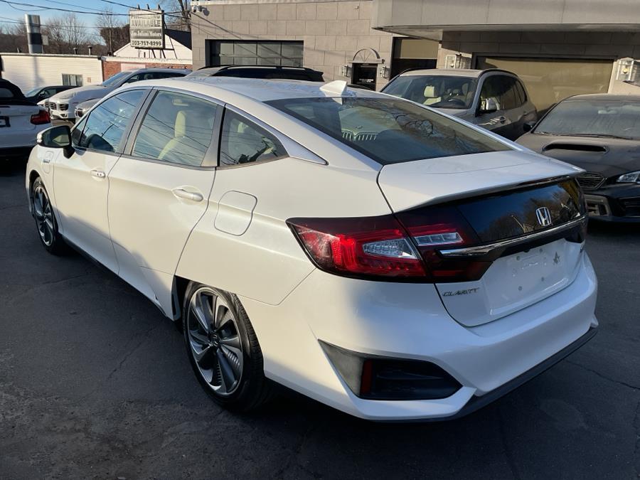 2018 Honda Clarity Plug-In Hybrid Sedan, available for sale in Waterbury, Connecticut | Jim Juliani Motors. Waterbury, Connecticut 2018 Honda Clarity Plug-In Hybrid Sedan, available for sale in Waterbury, Connecticut | Jim Juliani Motors. Waterbury, Connecticut
