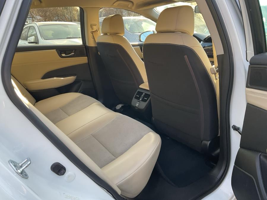 2018 Honda Clarity Plug-In Hybrid Sedan, available for sale in Waterbury, Connecticut | Jim Juliani Motors. Waterbury, Connecticut 2018 Honda Clarity Plug-In Hybrid Sedan, available for sale in Waterbury, Connecticut | Jim Juliani Motors. Waterbury, Connecticut