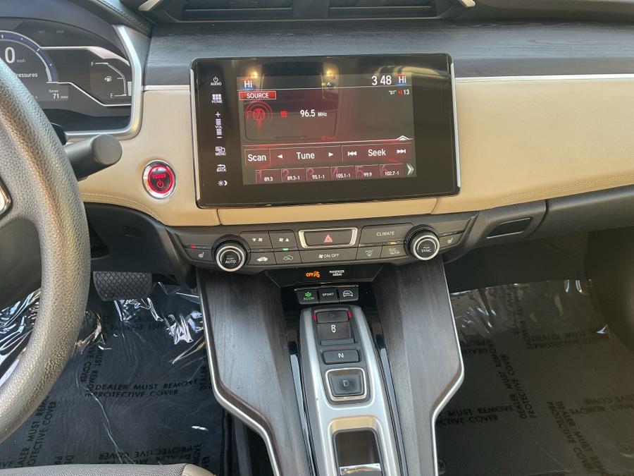 2018 Honda Clarity Plug-In Hybrid Sedan, available for sale in Waterbury, Connecticut | Jim Juliani Motors. Waterbury, Connecticut 2018 Honda Clarity Plug-In Hybrid Sedan, available for sale in Waterbury, Connecticut | Jim Juliani Motors. Waterbury, Connecticut