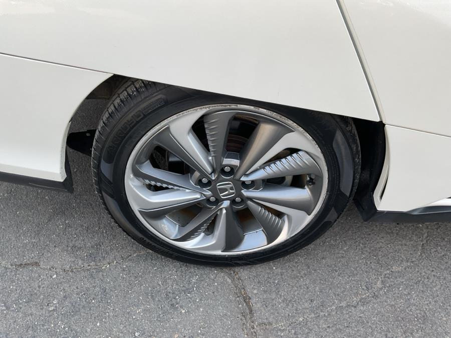 2018 Honda Clarity Plug-In Hybrid Sedan, available for sale in Waterbury, Connecticut | Jim Juliani Motors. Waterbury, Connecticut 2018 Honda Clarity Plug-In Hybrid Sedan, available for sale in Waterbury, Connecticut | Jim Juliani Motors. Waterbury, Connecticut