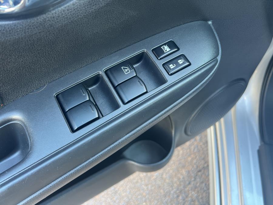 2015 Nissan Versa Note 5dr HB CVT 1.6 SR, available for sale in Stamford, Connecticut | Harbor View Auto Sales LLC. Stamford, Connecticut 2015 Nissan Versa Note 5dr HB CVT 1.6 SR, available for sale in Stamford, Connecticut | Harbor View Auto Sales LLC. Stamford, Connecticut