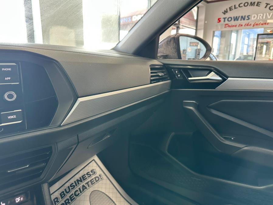 2021 Volkswagen Jetta R-Line Auto, available for sale in Inwood, New York | 5 Towns Drive. Inwood, New York 2021 Volkswagen Jetta R-Line Auto, available for sale in Inwood, New York | 5 Towns Drive. Inwood, New York
