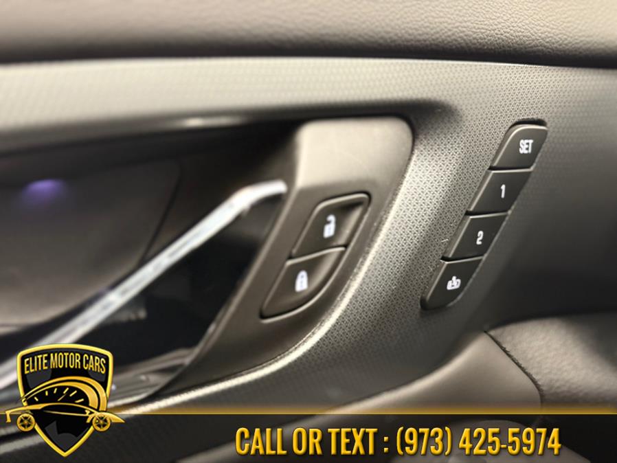2019 Chevrolet Traverse AWD 4dr Premier w/1LZ, available for sale in Newark, New Jersey | Elite Motor Cars. Newark, New Jersey 2019 Chevrolet Traverse AWD 4dr Premier w/1LZ, available for sale in Newark, New Jersey | Elite Motor Cars. Newark, New Jersey
