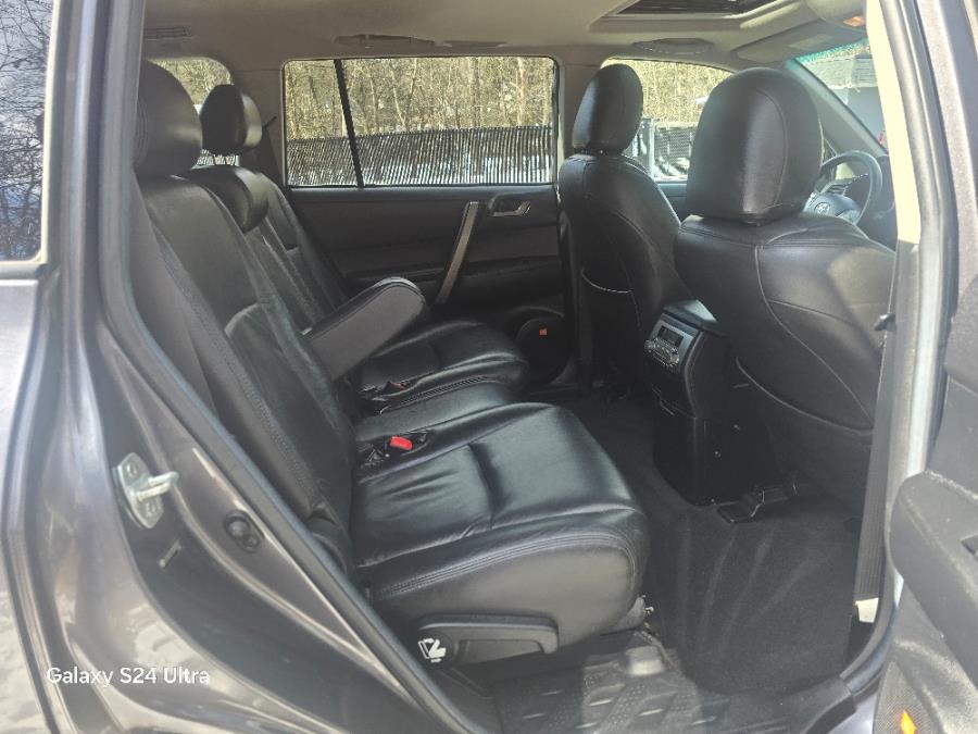 2010 Toyota Highlander 4WD 4dr V6 Sport (Natl), available for sale in Bloomingdale, New Jersey | Bloomingdale Auto Group. Bloomingdale, New Jersey 2010 Toyota Highlander 4WD 4dr V6 Sport (Natl), available for sale in Bloomingdale, New Jersey | Bloomingdale Auto Group. Bloomingdale, New Jersey